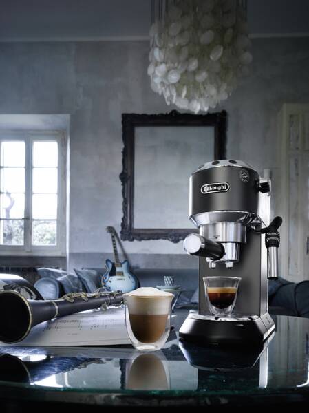 Macchina Caffé Espresso DeLonghi.